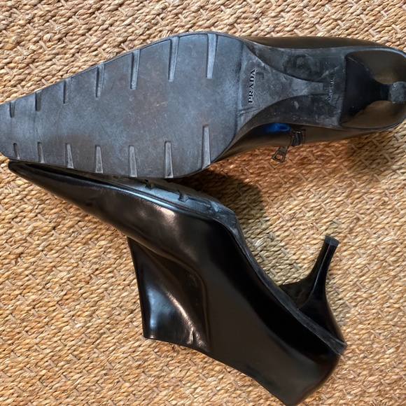 Prada Square Toe Bootie (Semi Vintage)  37.5 - Picture 5 of 6